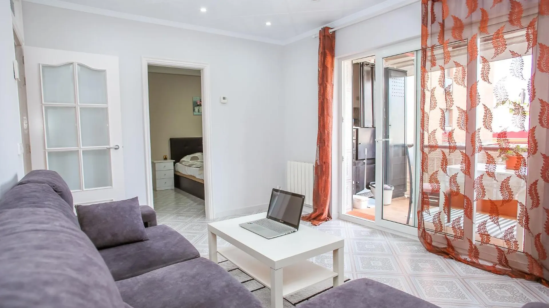 Central Beach Modernist Apartment Lloret de Mar 0*,