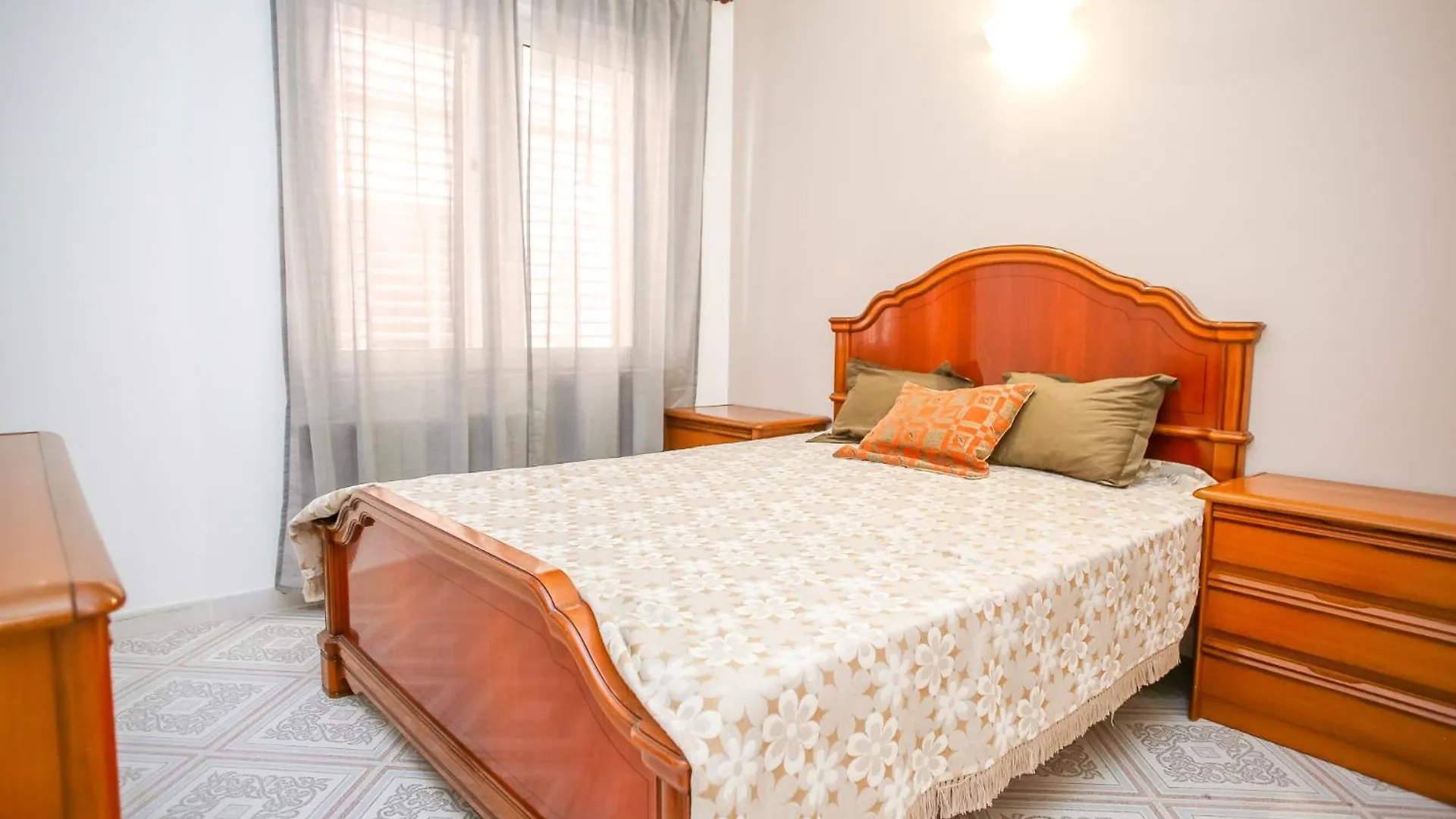 יורט דה מאר Central Beach Modernist Apartment
